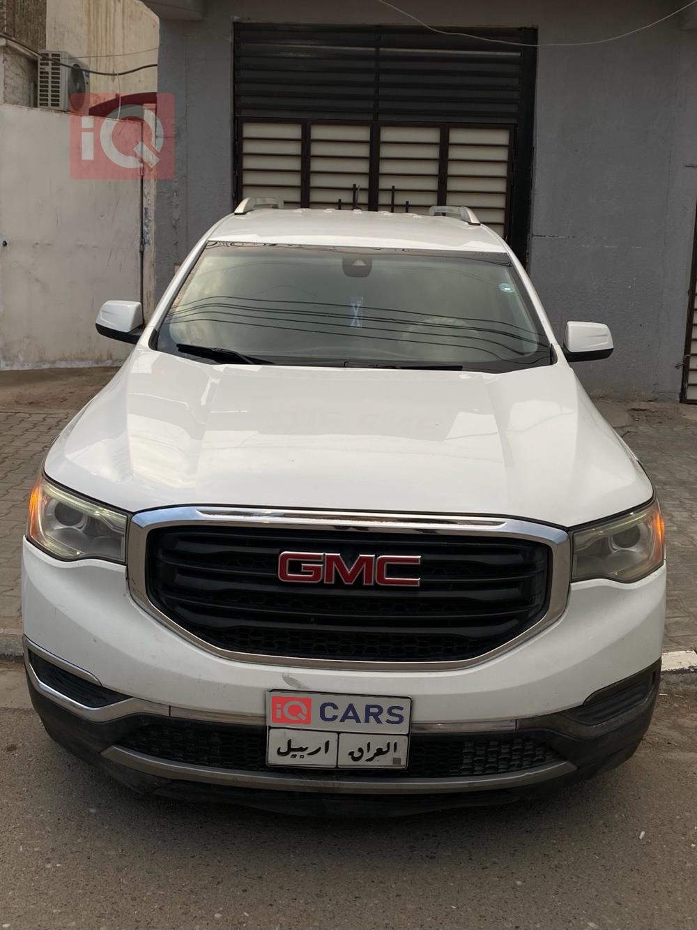 GMC Acadia